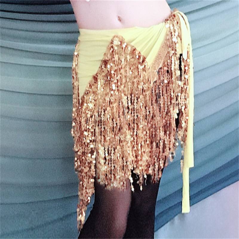A yellow twilight twirl